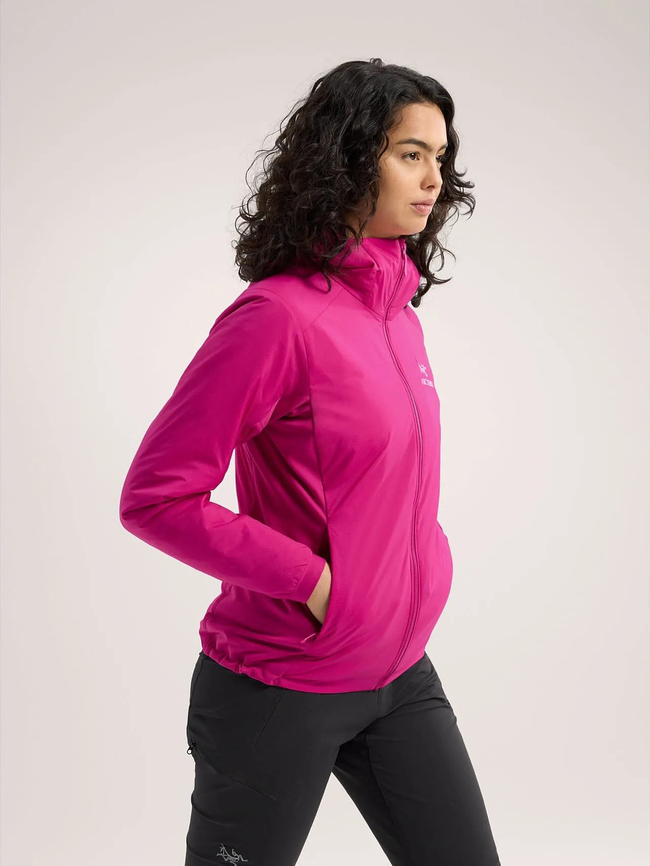 Arc'teryx Women's Atom Hoody Amaranthus | Buy Arc'teryx Women's Atom Hoody Amaranthus here | Outnorth