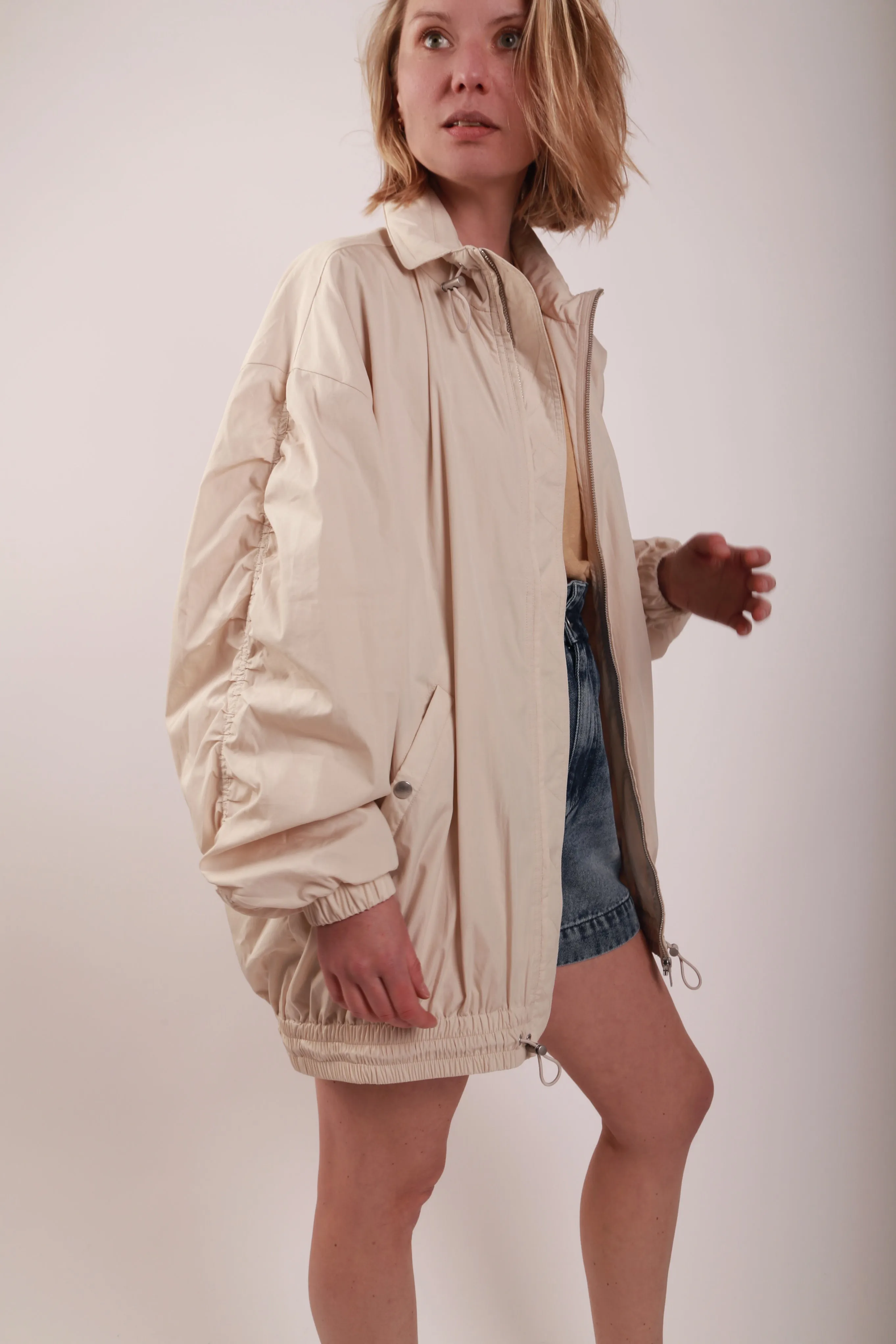 Buster Jacket in Beige