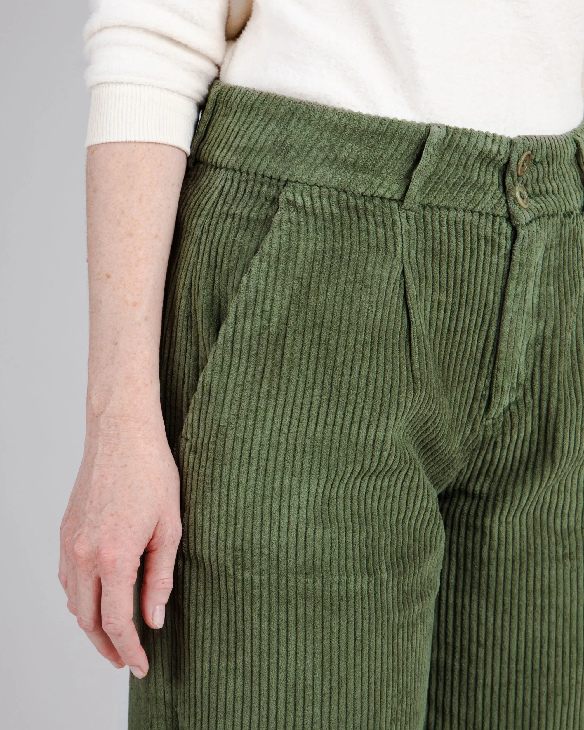 Corduroy Pleated Pant Stone Green