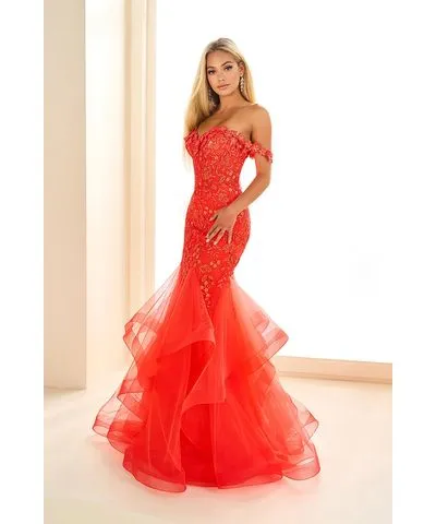 Ellie Wilde EW36047 - Ruffled Skirt Appliqued Sweetheart Prom Gown