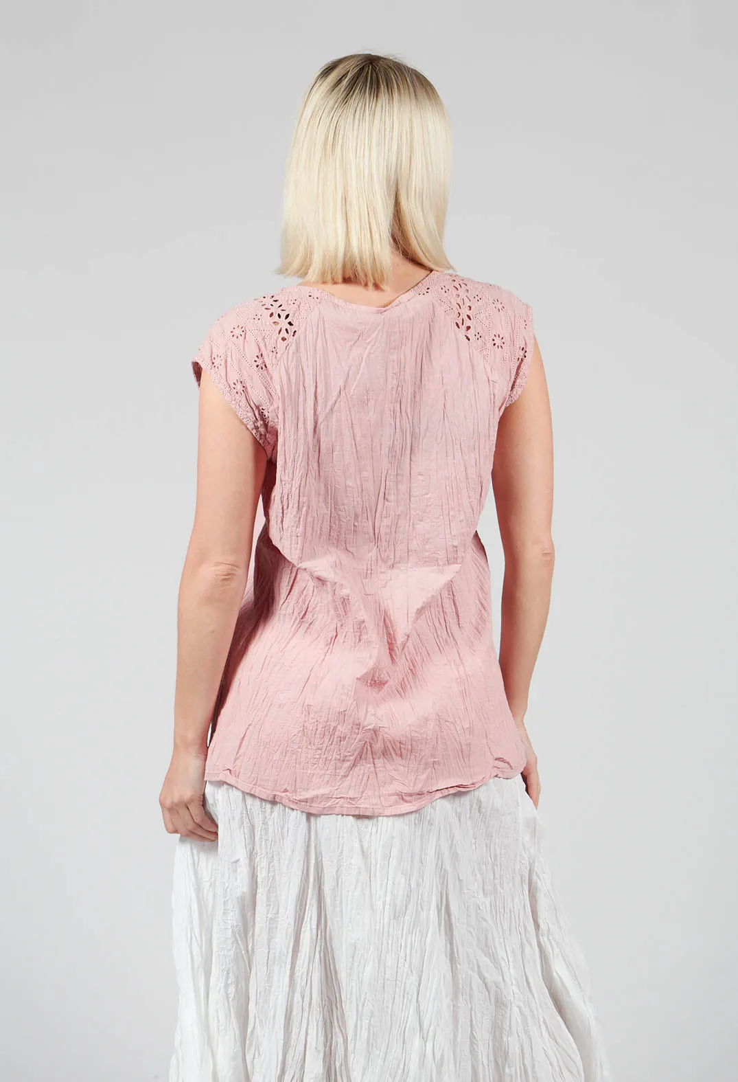 Geraniund Blouse in Lotus Pink