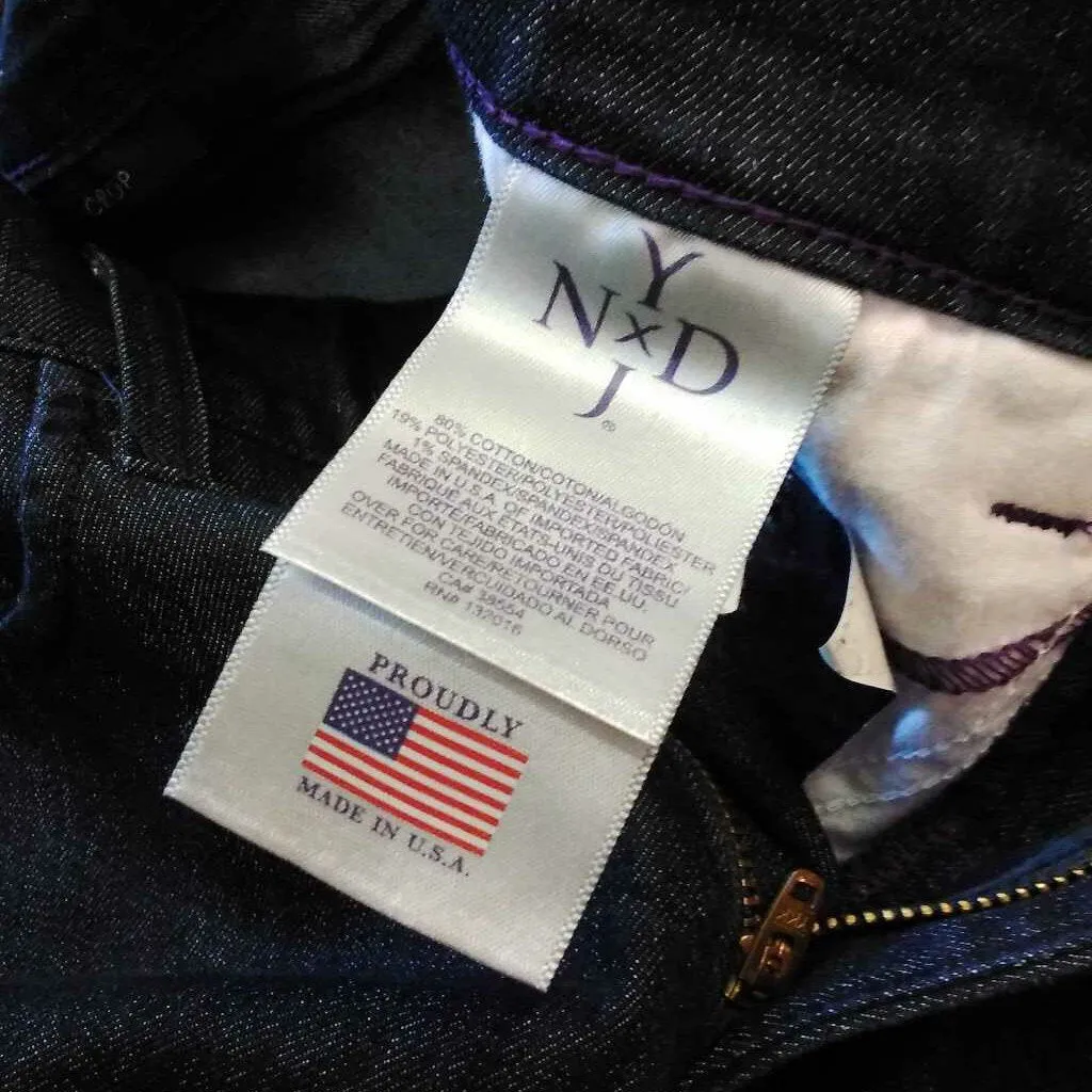 NYDJ DARK INDIGO CAPRIS SIZE 0 TCC