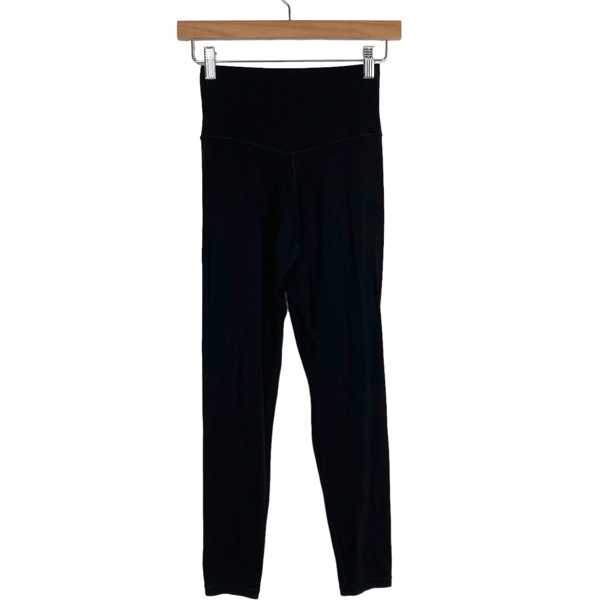 Offline by Aerie Black V-Waist Hi-Rise 7/8 Leggings- Size M (Inseam 26”)