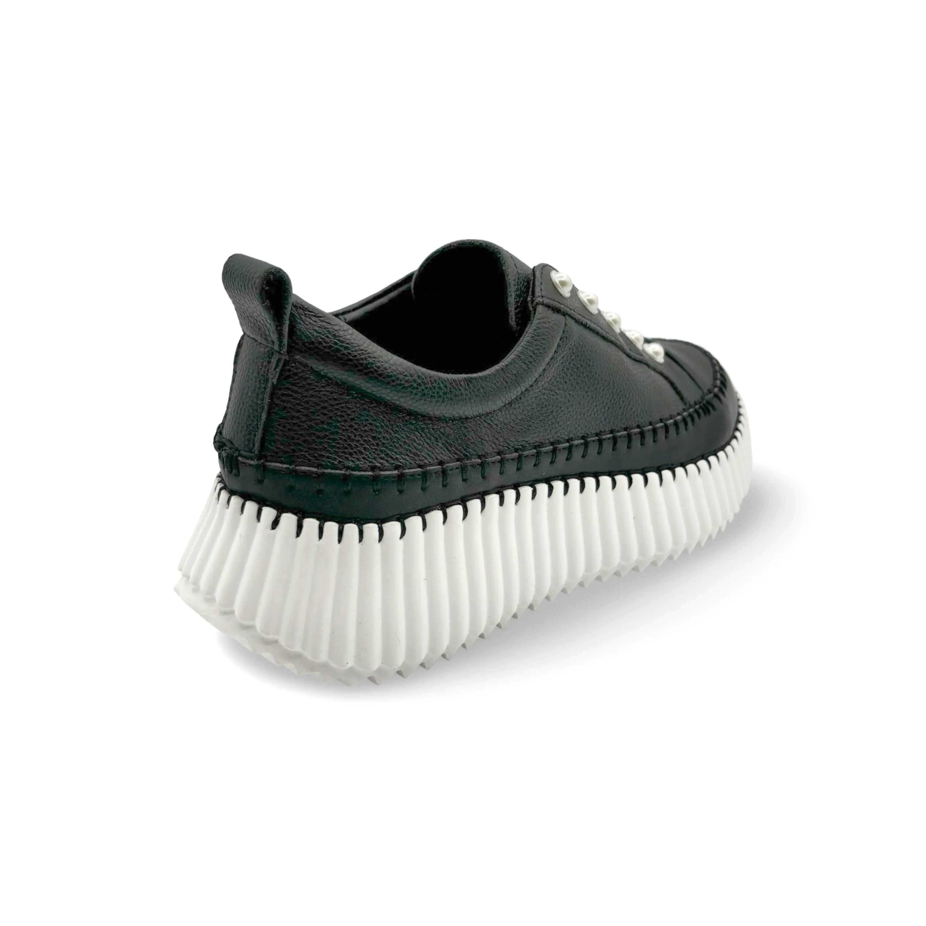 Pearlzie Black Platform Sneaker