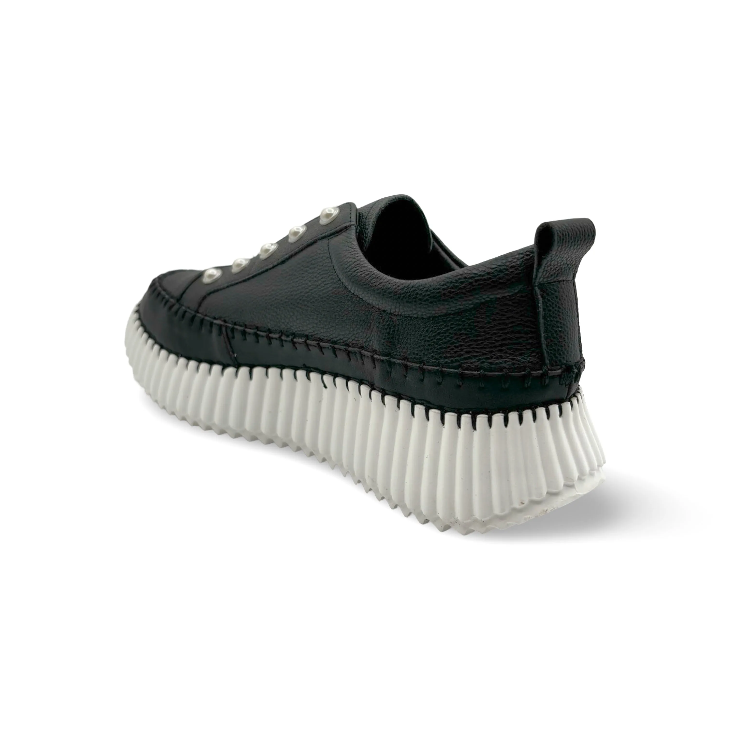 Pearlzie Black Platform Sneaker