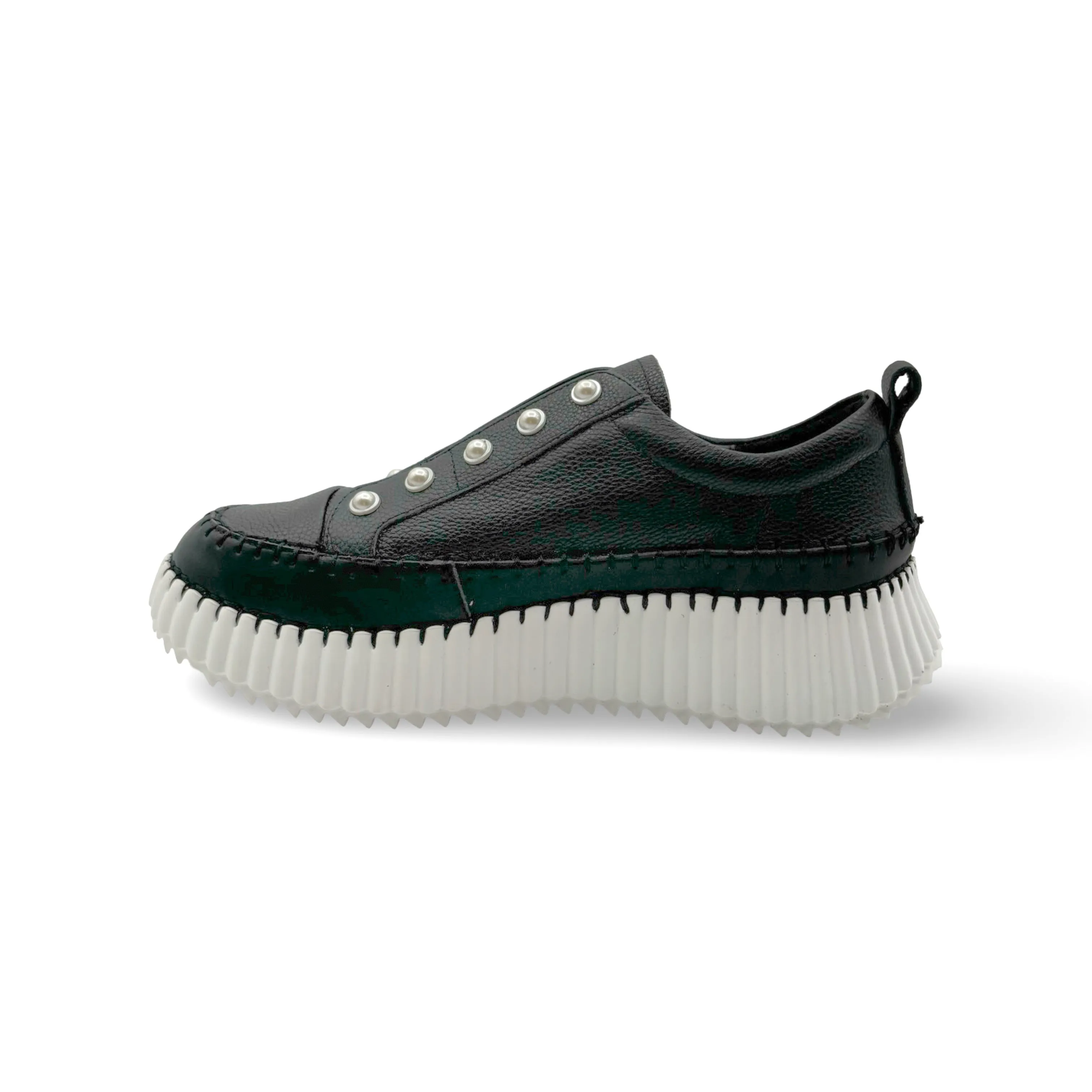 Pearlzie Black Platform Sneaker