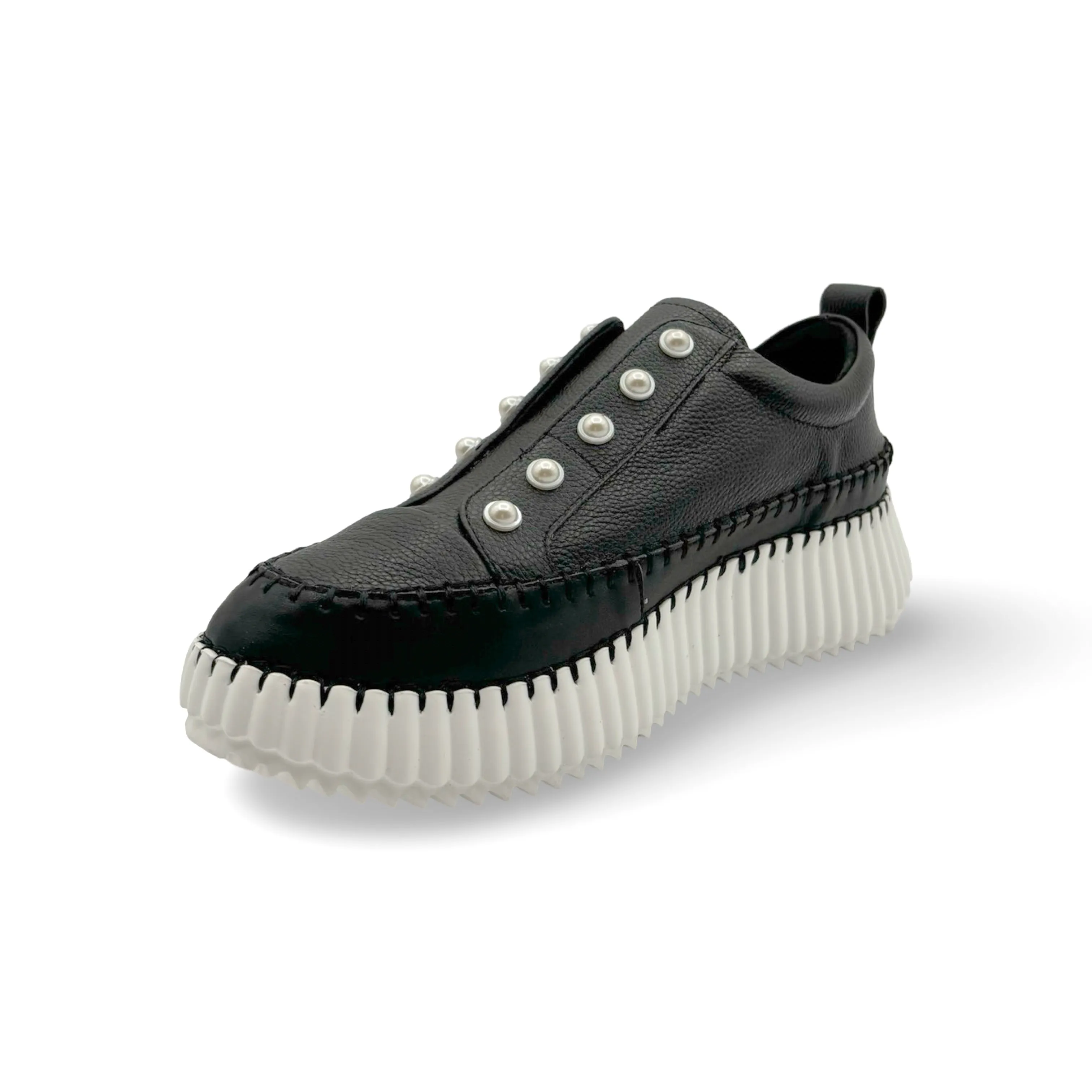 Pearlzie Black Platform Sneaker