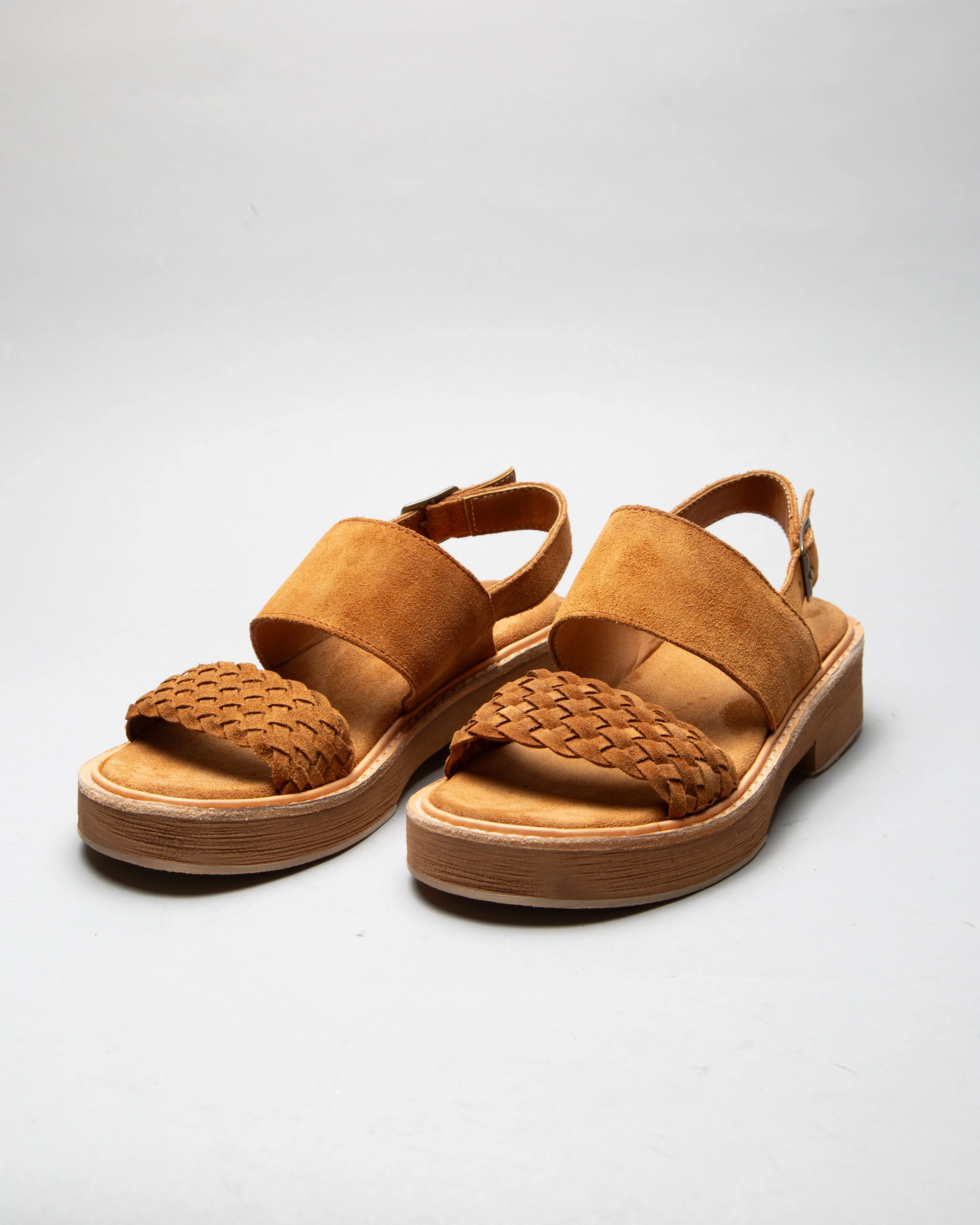 Sandal 137 Tan Suede