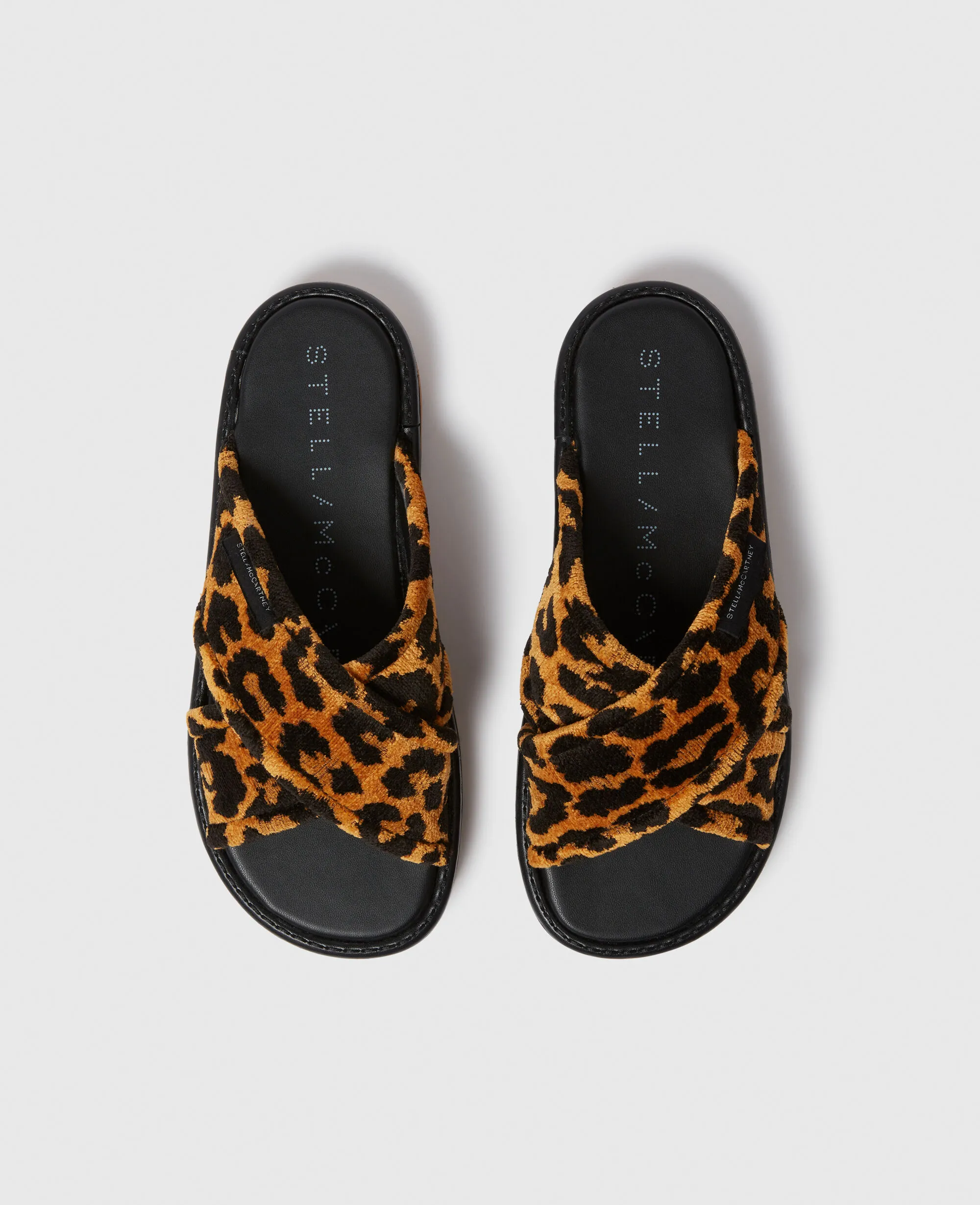 Sneak-Elyse Leopard Twisted Sandals