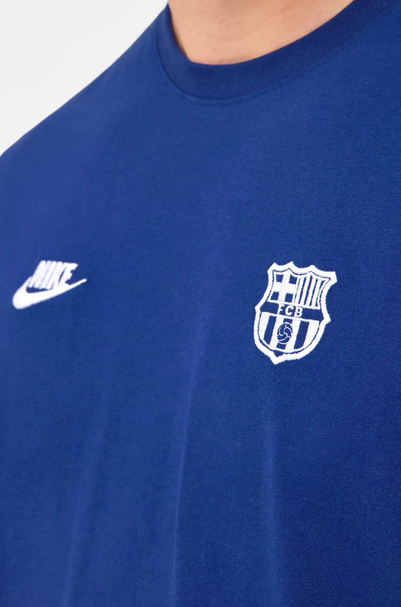 T-shirt blue shield Bara Nike