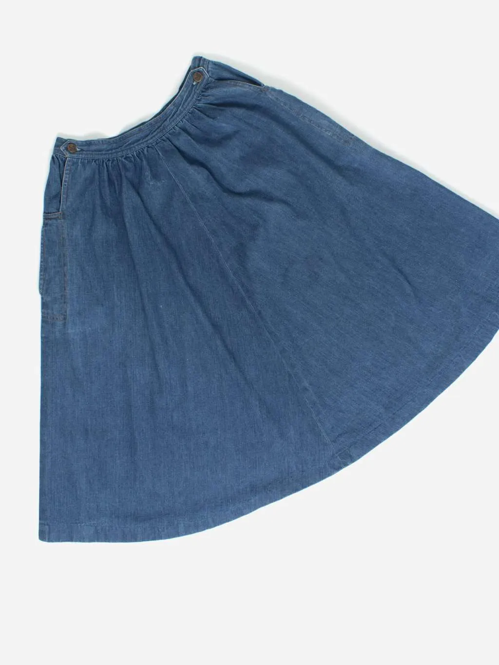 Vintage denim skirt with with side pockets – Small